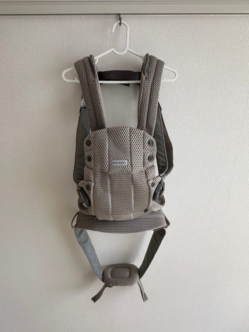 新品・未使用　BabyBjornハーモニー 抱っこ紐 グレーベージュ