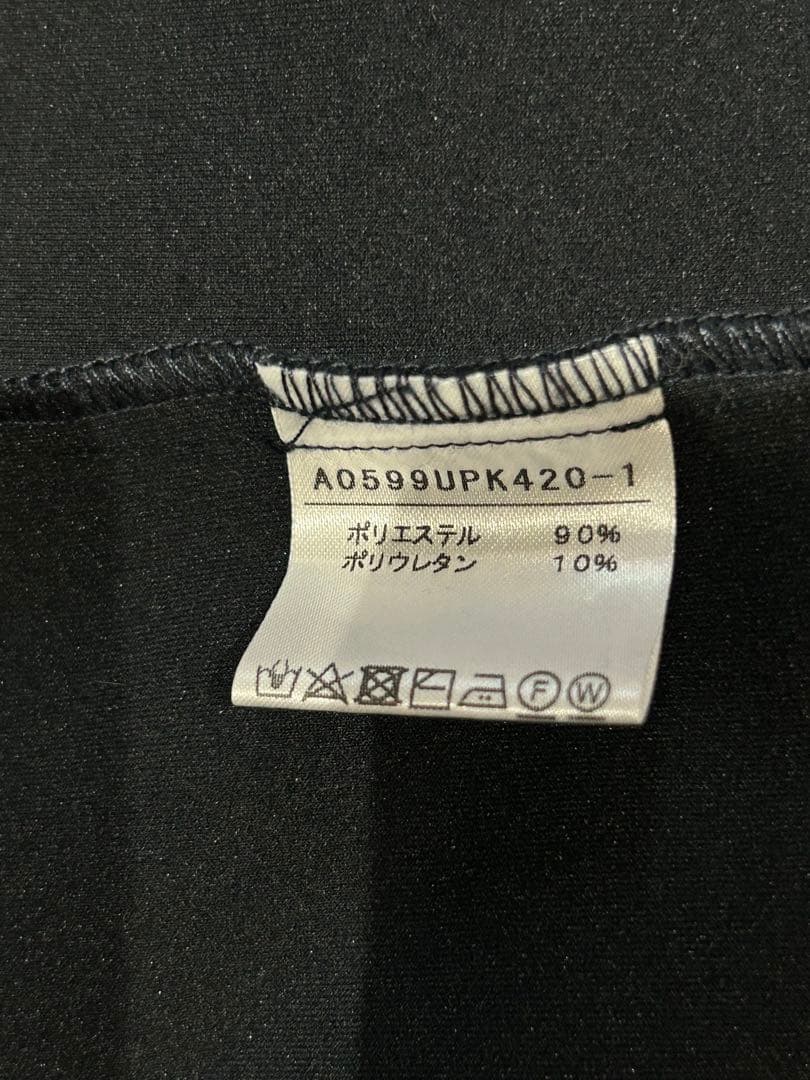 美品　Soffitto　ソフィット　ノーカラータックスリーブコート　ブラック
