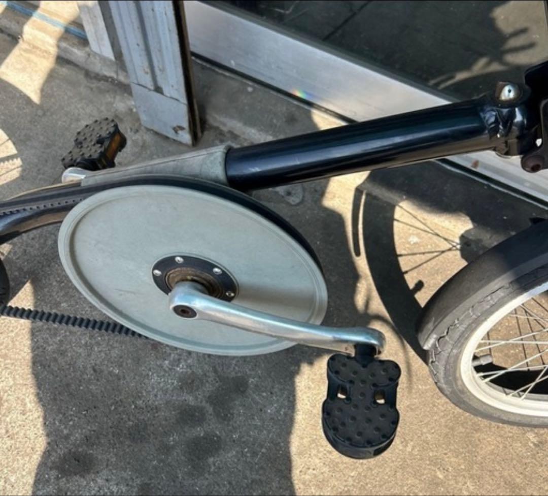 銀*郎様 【引き取り限定】STRIDA ストライダ-自転車