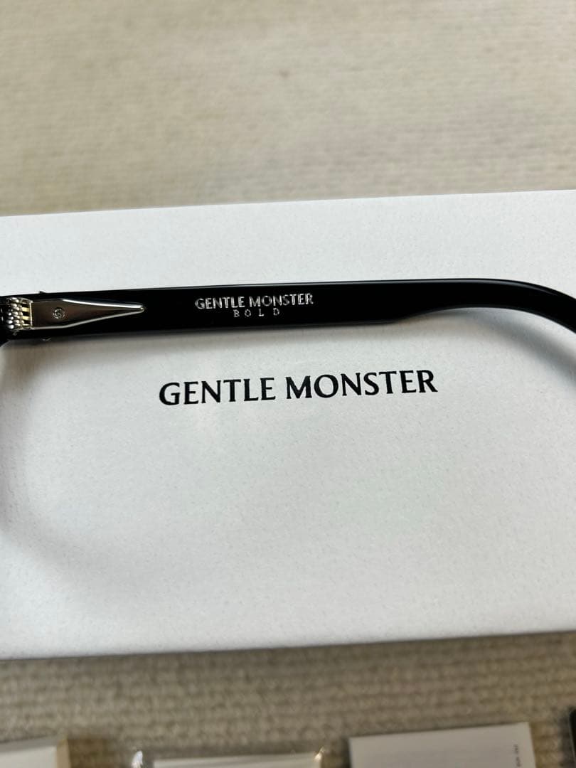 Gentle Monster ジェントルモンスター OJO-01