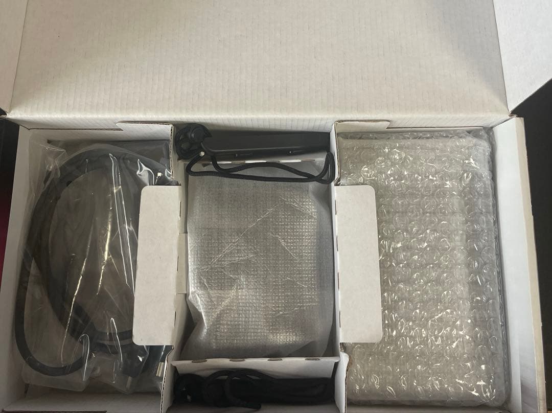 ニンテンドースイッチ　本体および付属品
