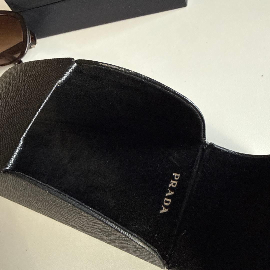 【タイムセール】プラダ PRADA サングラス レディース 純正ケース•箱付き