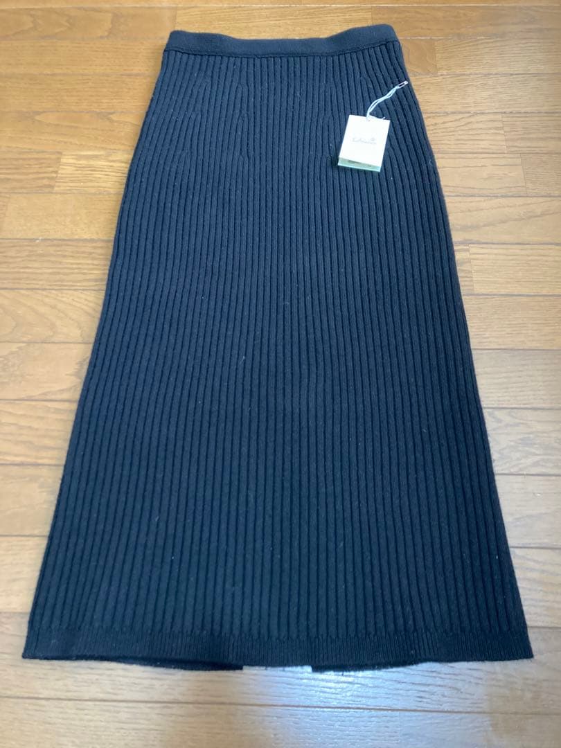2024aw Drawer ドゥロワー ウールカシミヤリブ編みニットスカート