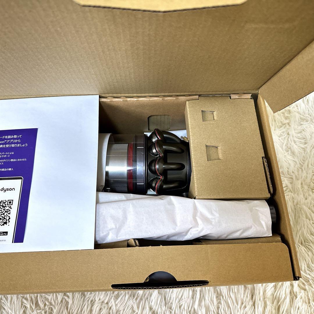 【新品・未使用】 Dyson Cyclone V10 Fluffy SV12FF