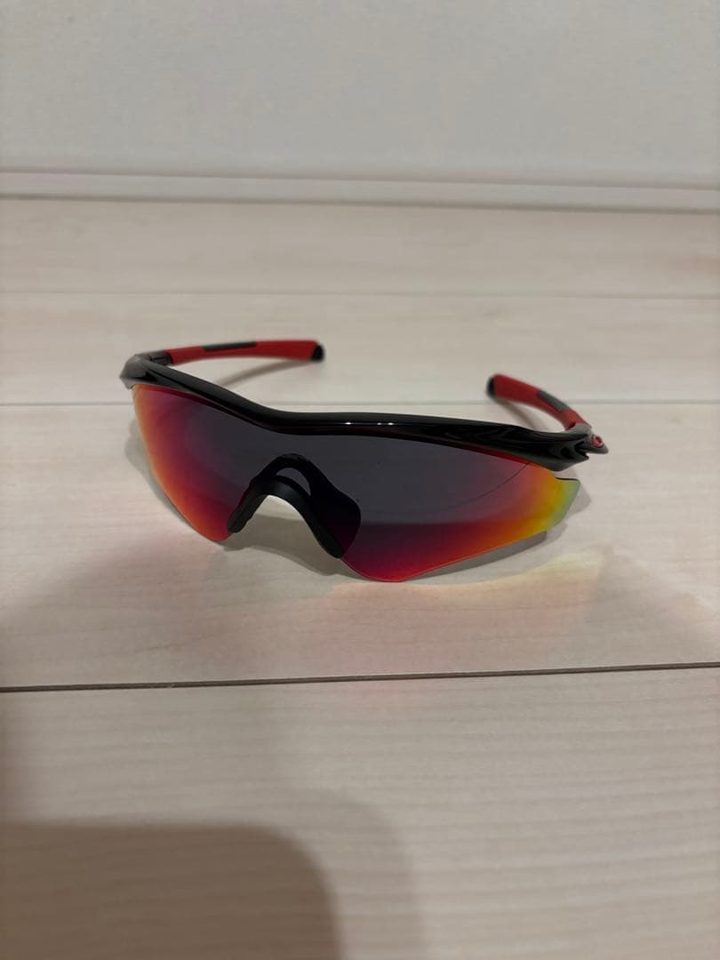 【美品】Oakley スポーツサングラス ブラック/レッド