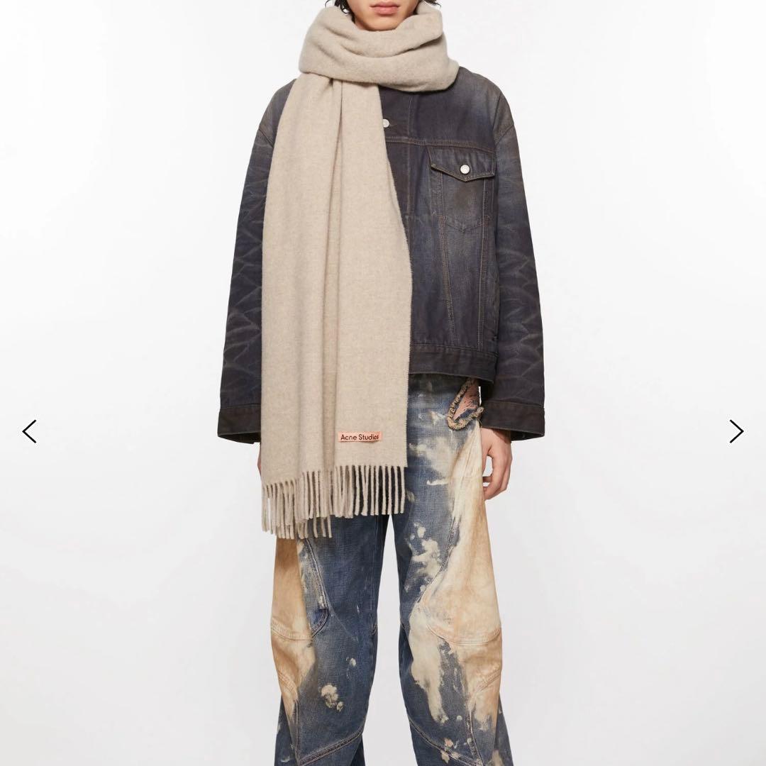 acne studios マフラー　ベージュ