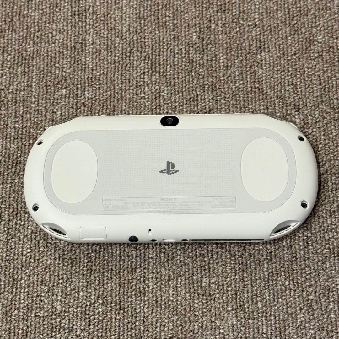 【美品】PSVITA PCH-2000 グレイシャー・ホワイト