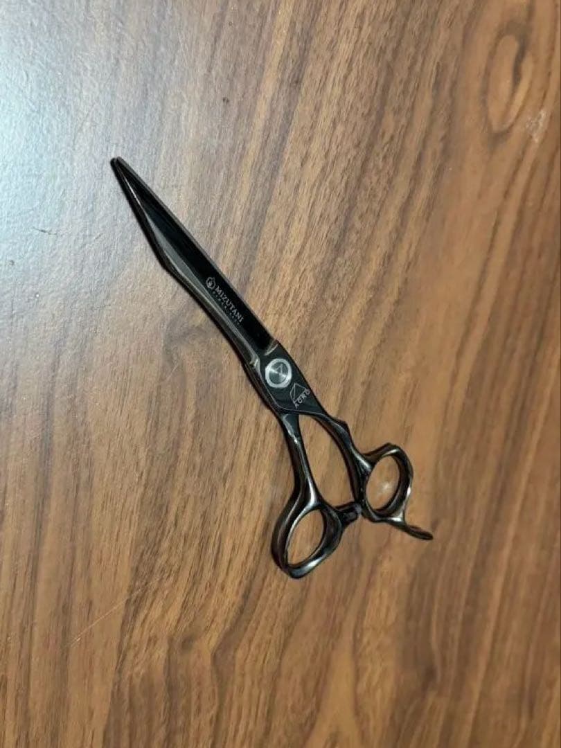 Mizutani ミズタニシザーアクロ