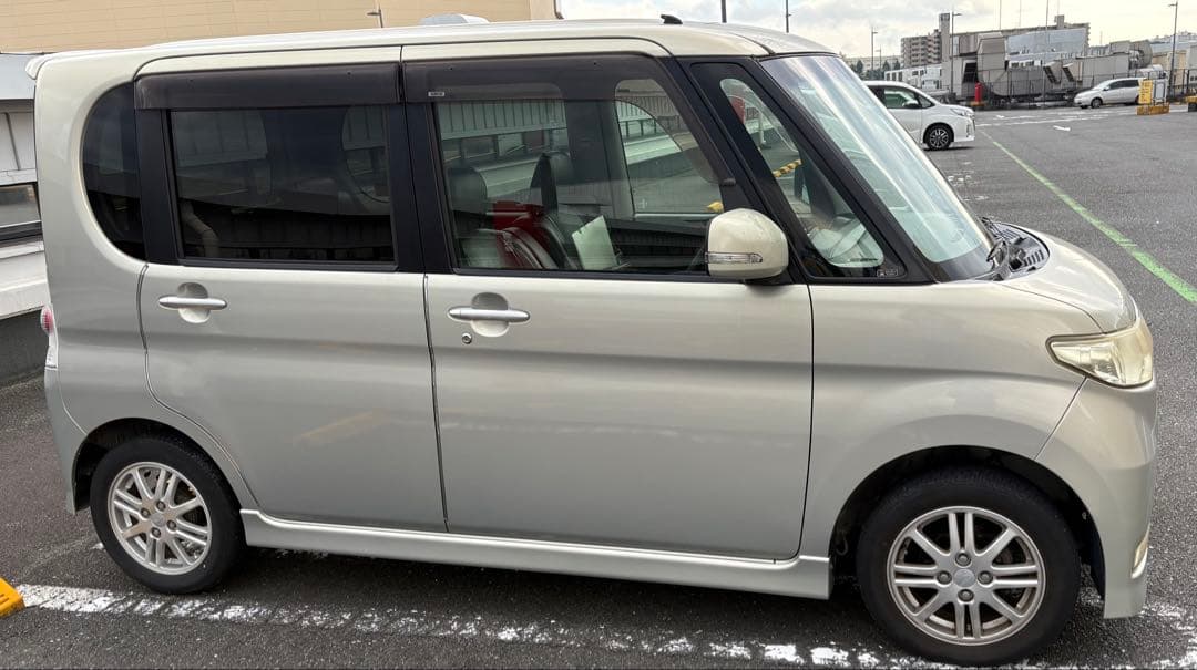 平成22年　走行101800キロ　車検無し、