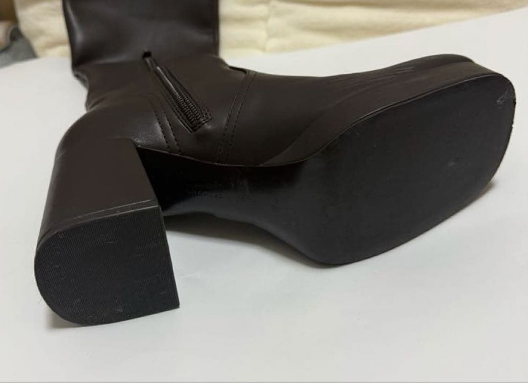 CHARLES&KEITH イービー プラットフォームブロックヒールロングブーツ
