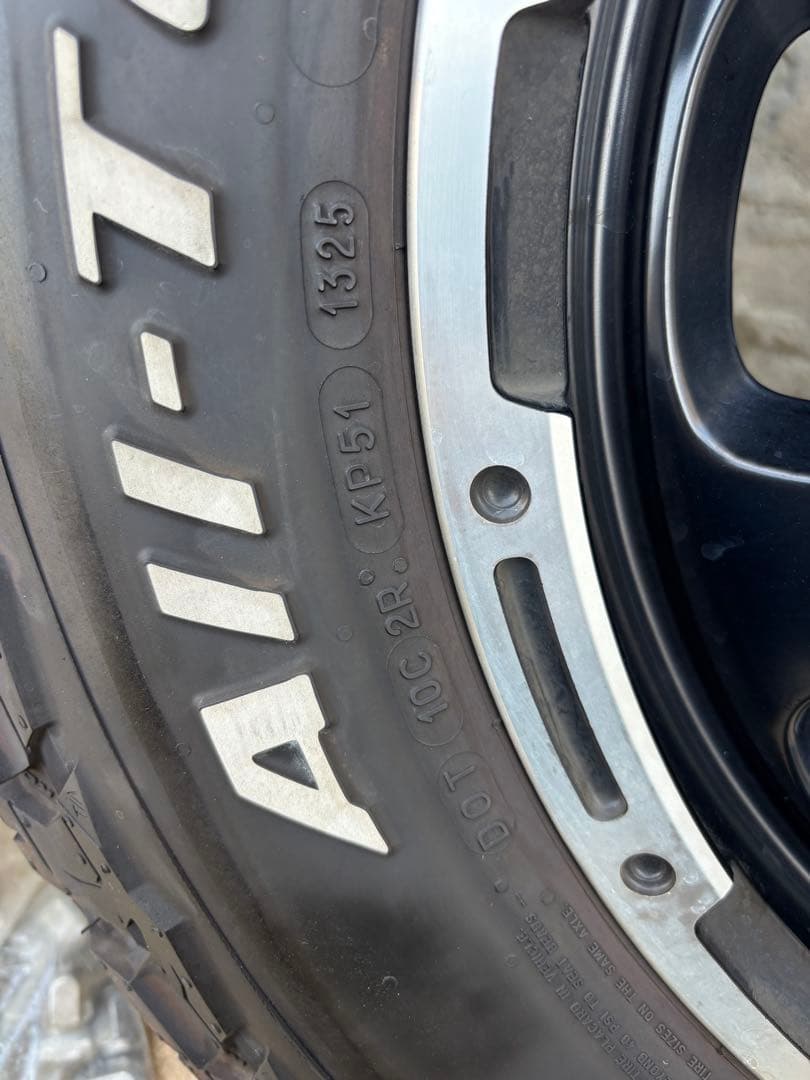 タイヤ・ホイール BFGoodrich All-Terrain T/A LT265/65R17