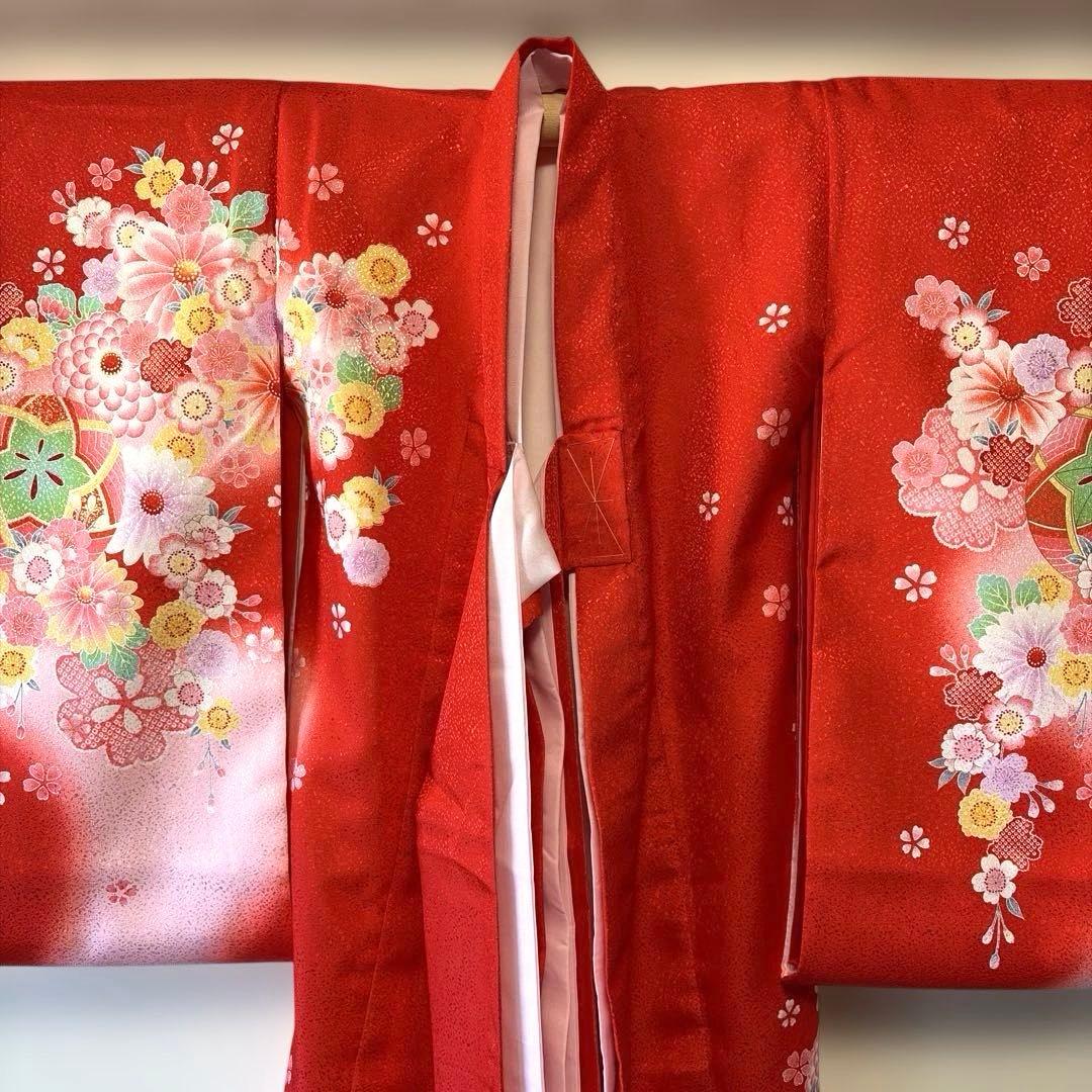 □ 美品女児用　お宮参り　掛け着　初着　手毬　御所車　桜　梅　赤系