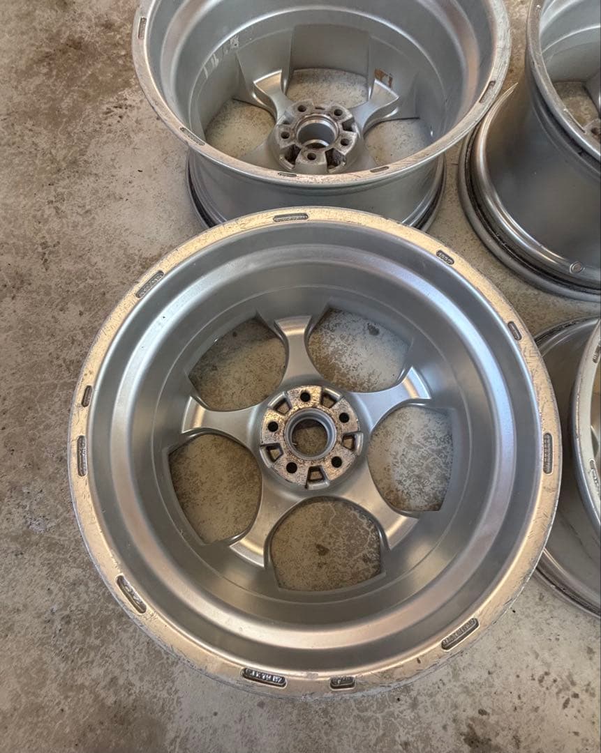 H*☆様 希少OZ RACING ANTARES 19インチ8J PCD114.