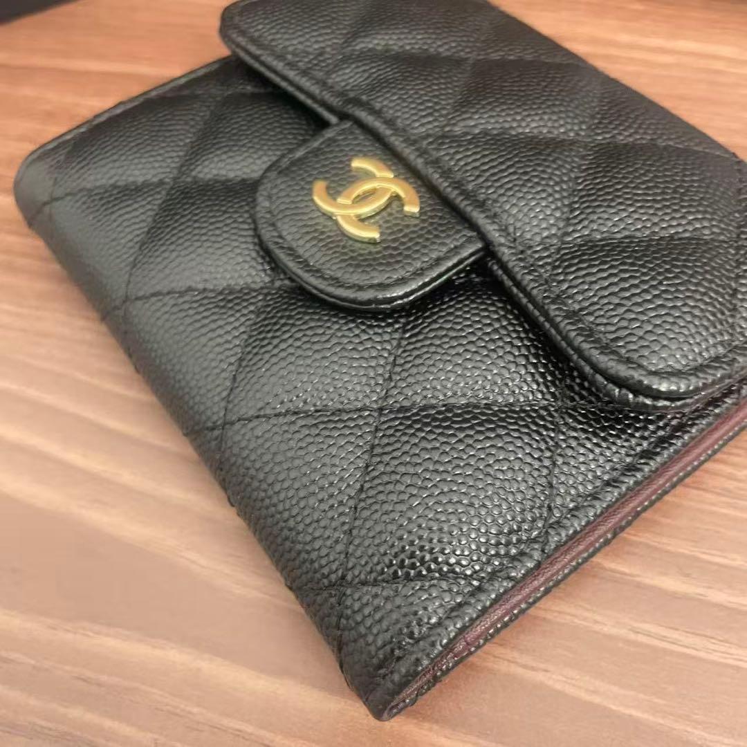 CHANEL シャネル マトラッセ キャビアスキン 三つ折り財布 ブラック