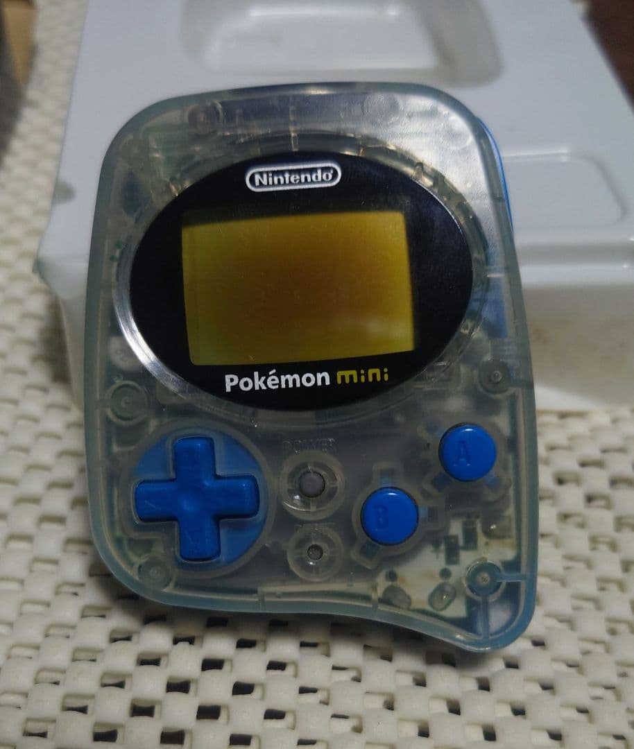 ジャンク品　ポケモンミニ ウパーブルー 本体　ソフト ２本　セット