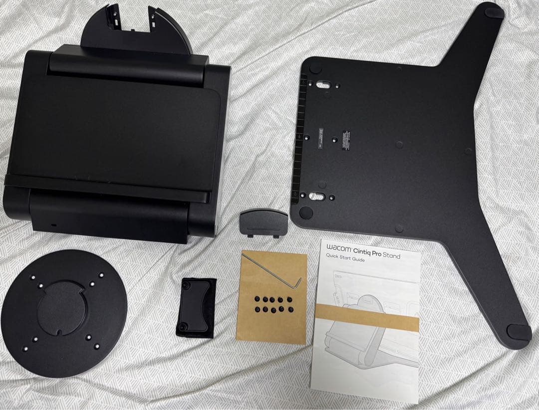 ワコムCintiq Pro 27 DTH271K0D OUTLET➕純正スタンド