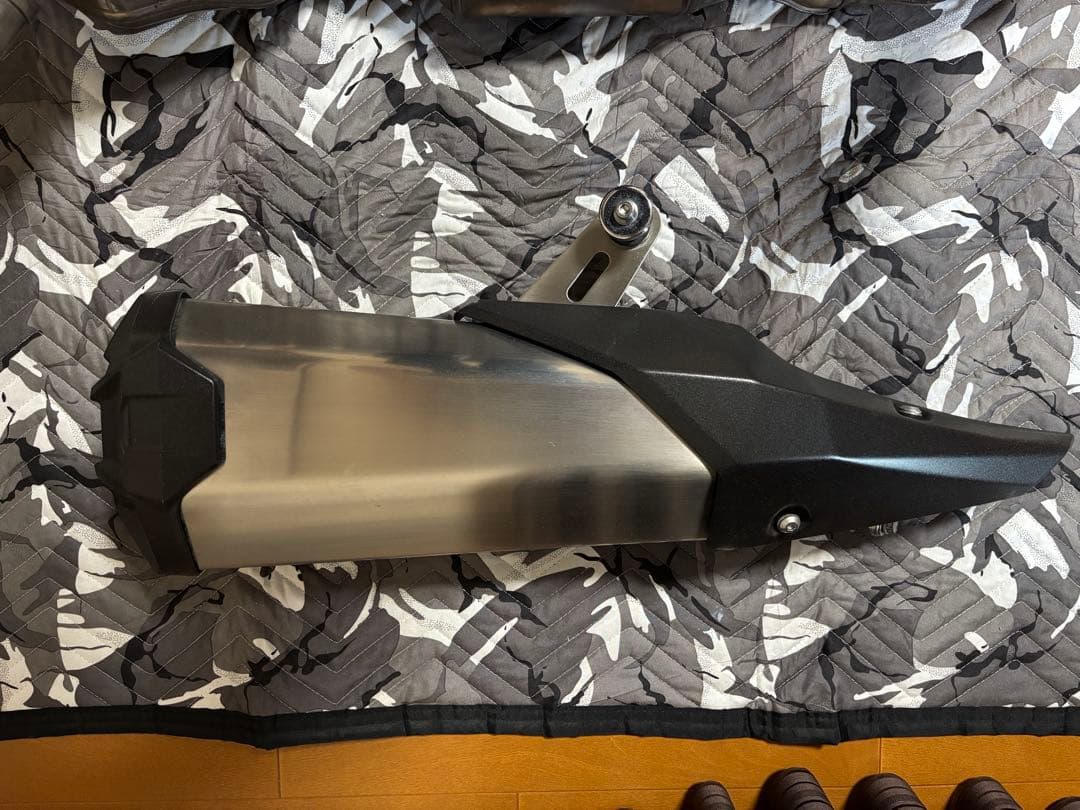 Ninja1000sx純正マフラー　中古品