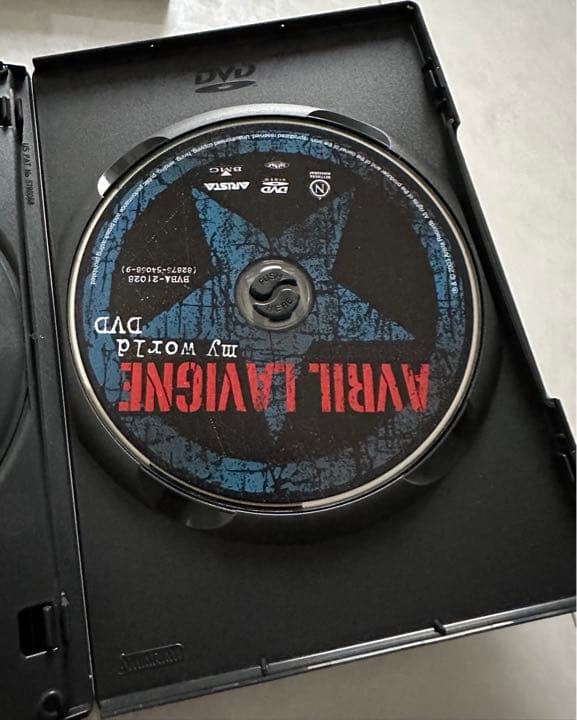 アヴリル・ラヴィーン CD/DVD