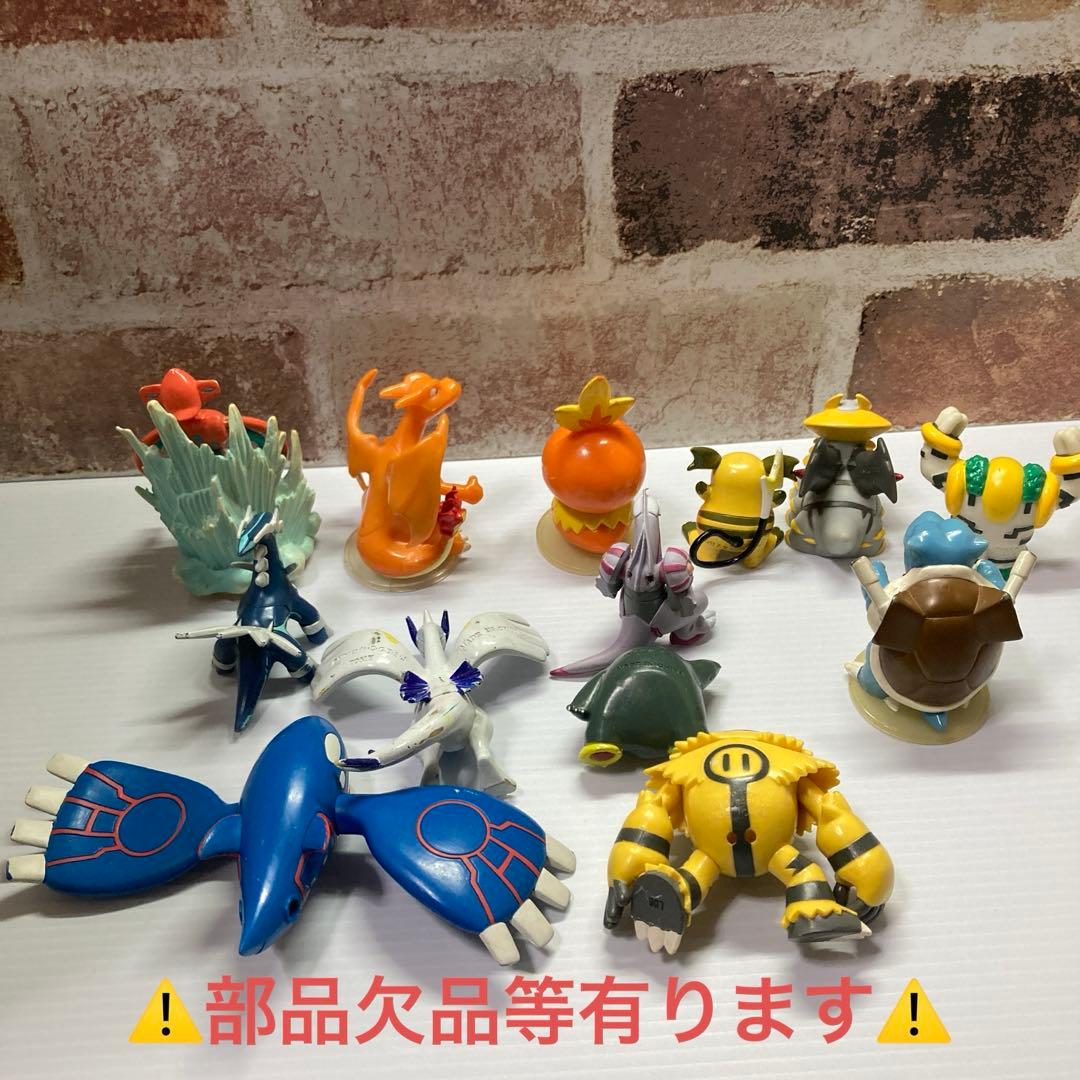 『ポケモン』　ソフビ・モンコレ・フィギュア等　47点まとめ売り　※汚れ欠品有り※