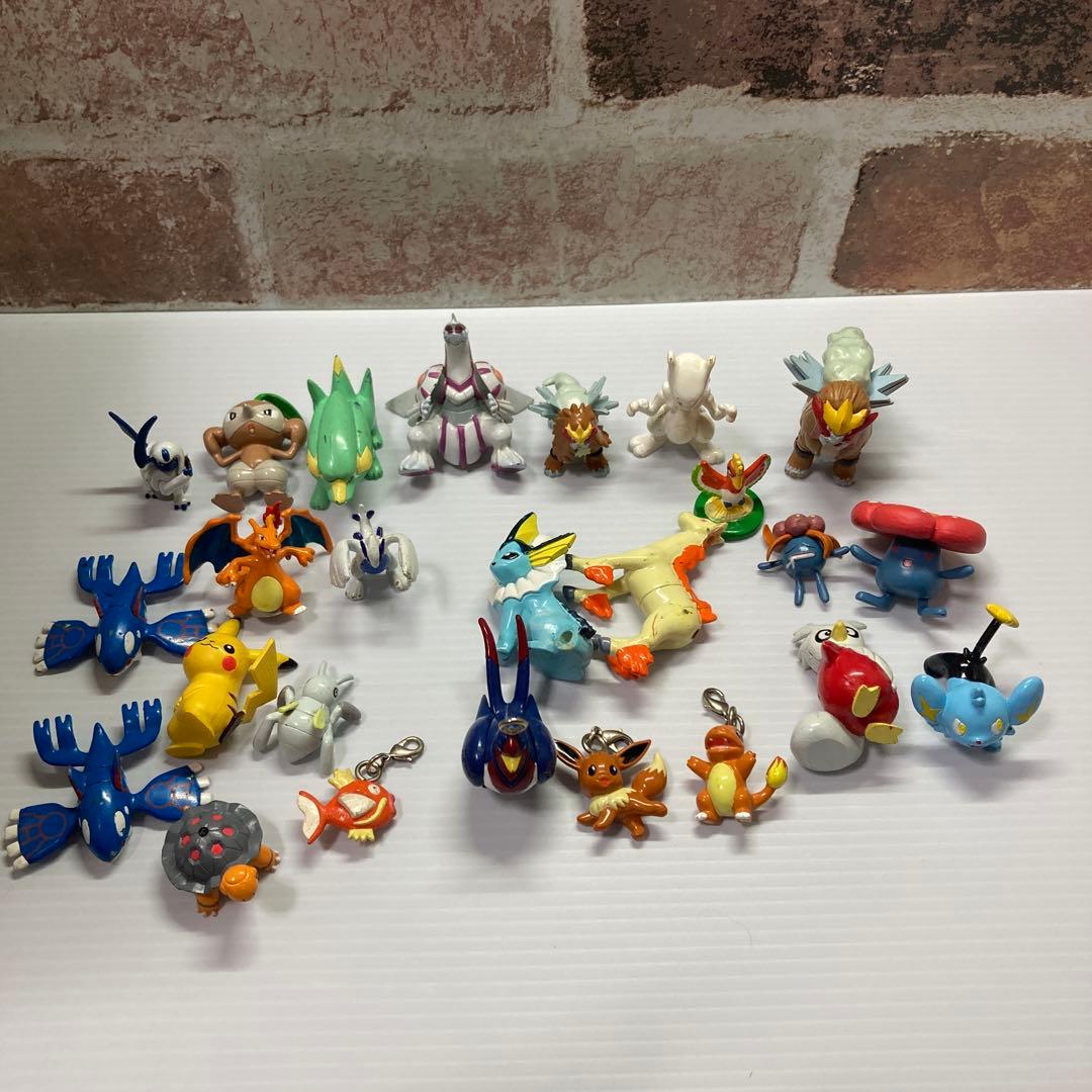 『ポケモン』　ソフビ・モンコレ・フィギュア等　47点まとめ売り　※汚れ欠品有り※