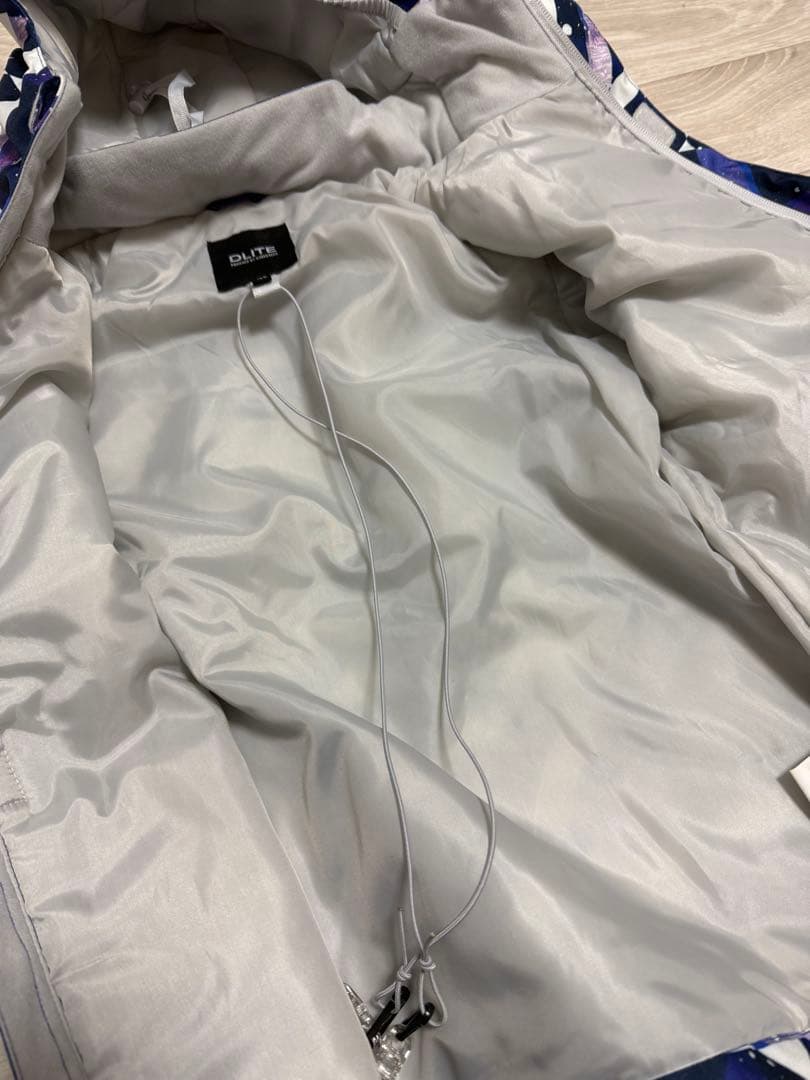 【新品】FOUR SEASONS スノーウェア上下セット　雪