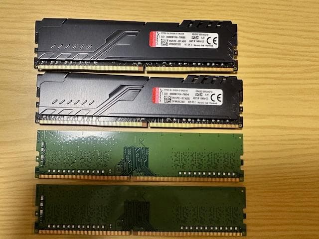 【中古動作品おまけ付】キングストン DDR4 2666MHz 8GBx2枚