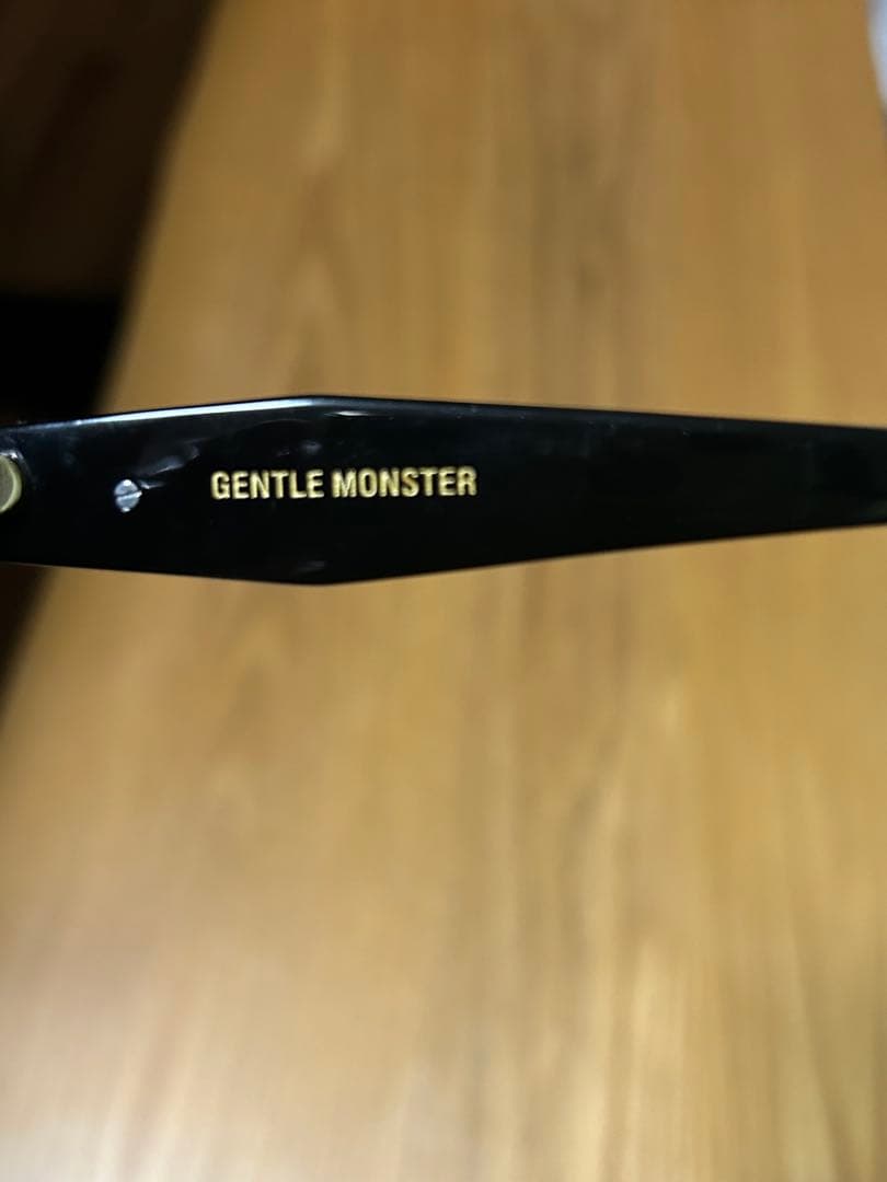 GENTLE MONSTER ブラック サングラス　ROCOCO