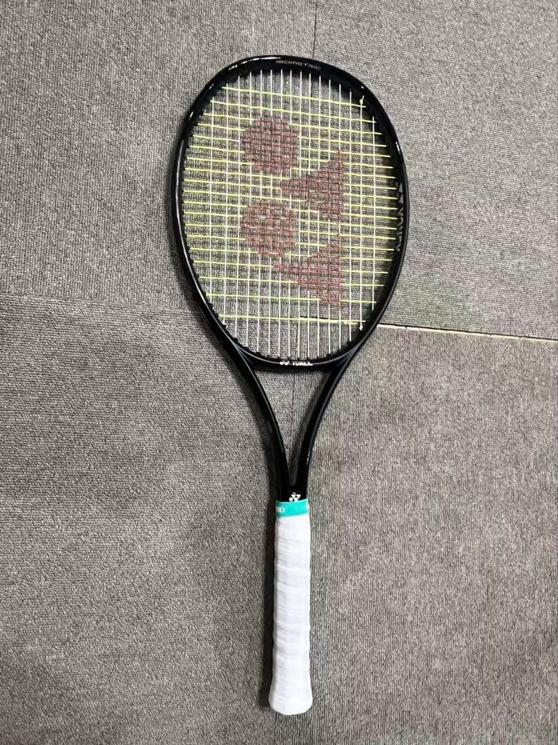 YONEX テニスラケット 黒　ヨネックス　レグナ98 310グラム