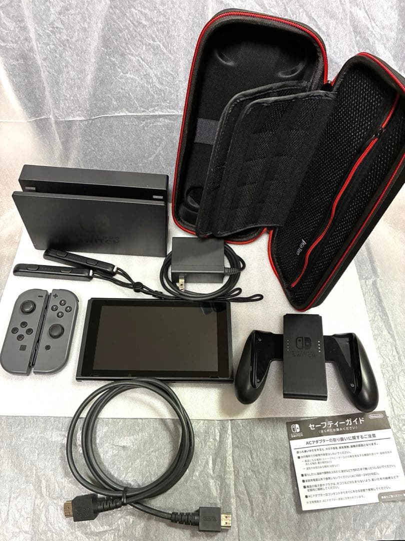 Nintendo Switch本体 + 周辺機器
