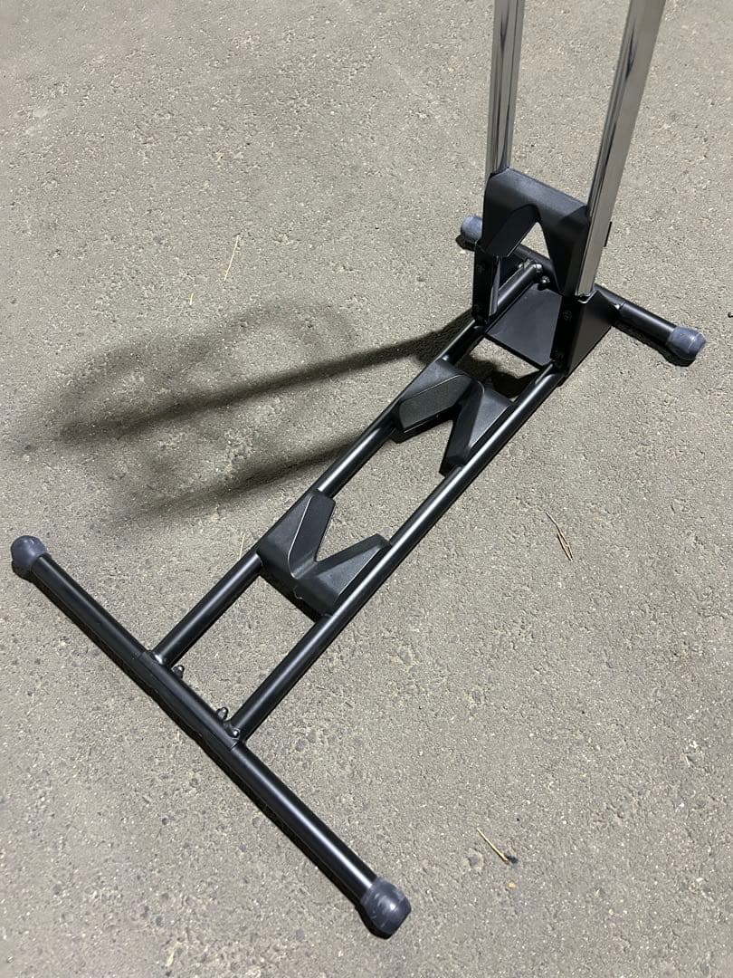 【美品・室内保管】IWA A01V 自転車縦置きスタンド(ロード・クロス対応）
