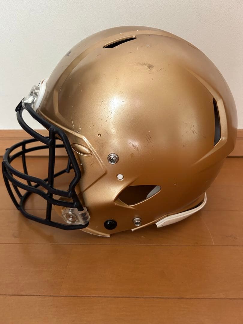Riddell アメリカンフットボール　ヘルメット　スピードクラッシックアイコン