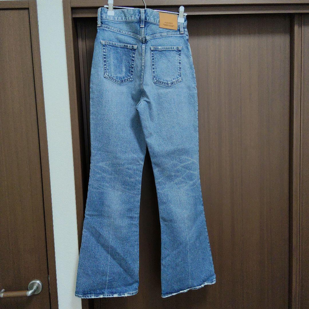 MOUSSY　MVS FLARE　27インチ