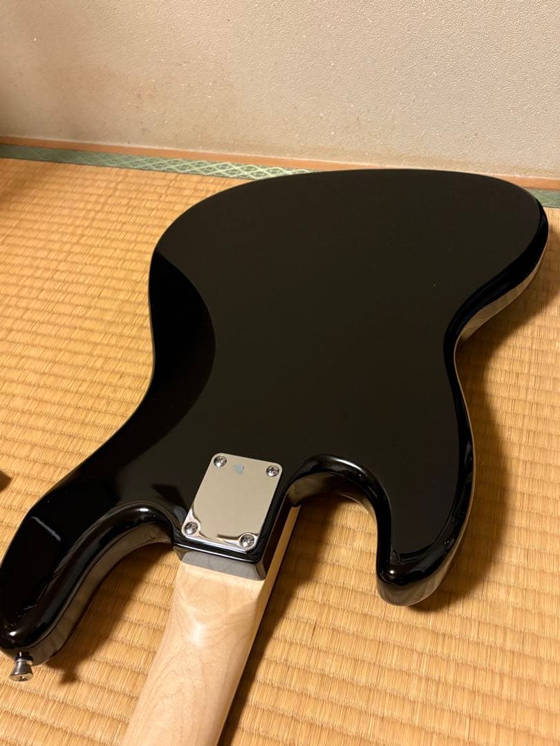 Legend エレキベース ブラック