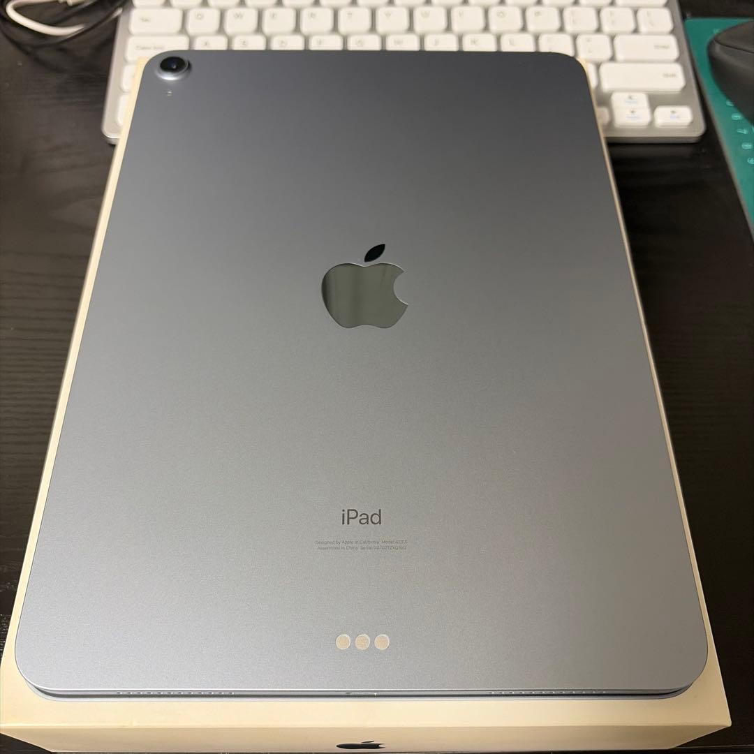 iPad Air 第4世代　スカイブルー
