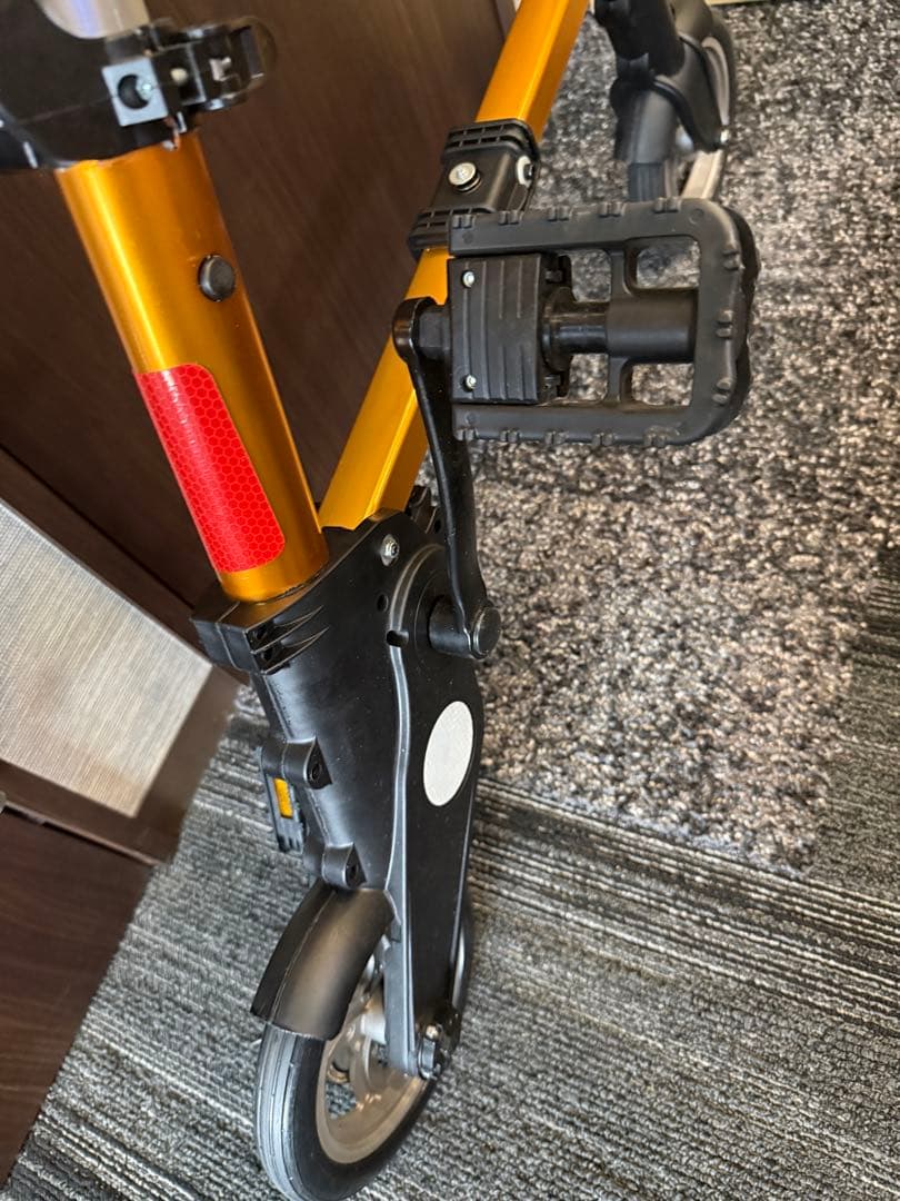 超コンパクトミニ折りたたみ自転車8インチ