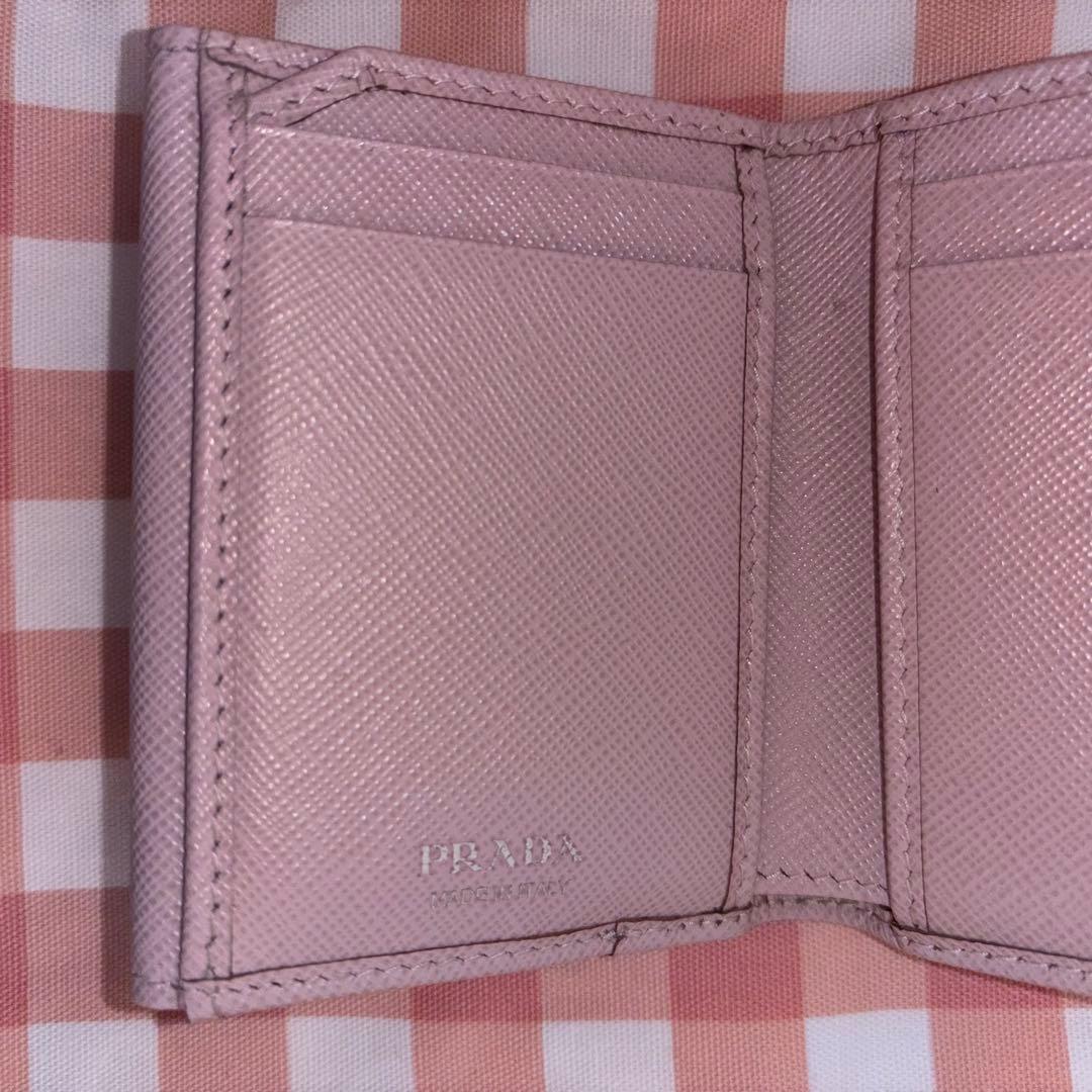 PRADA サフィアーノトライアングル 三つ折り財布 ピンク