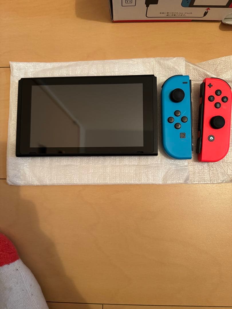 任天堂Switch 完品　ソフト付き