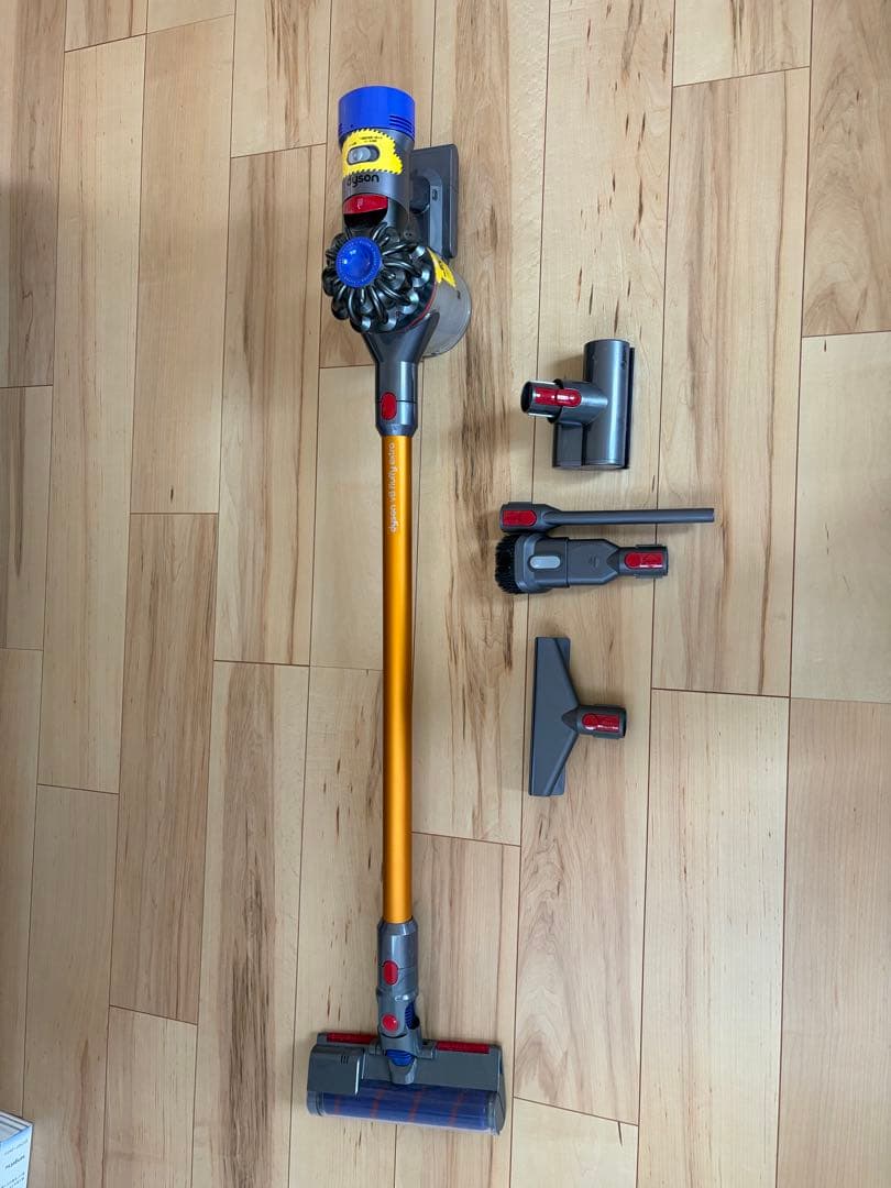 ダイソンDyson V8 fluffy extra SV10コードレス