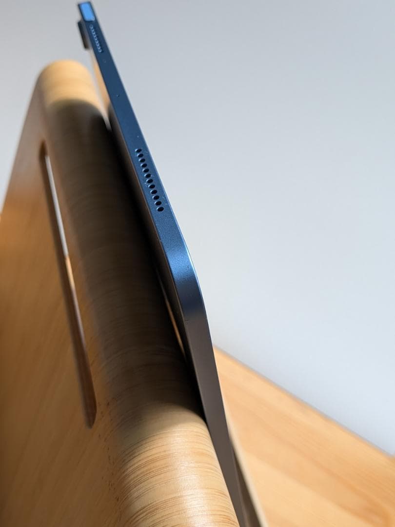 超美品 iPad Air 第5世代 64GB Wi-Fi 付属品 完備おまけ付き