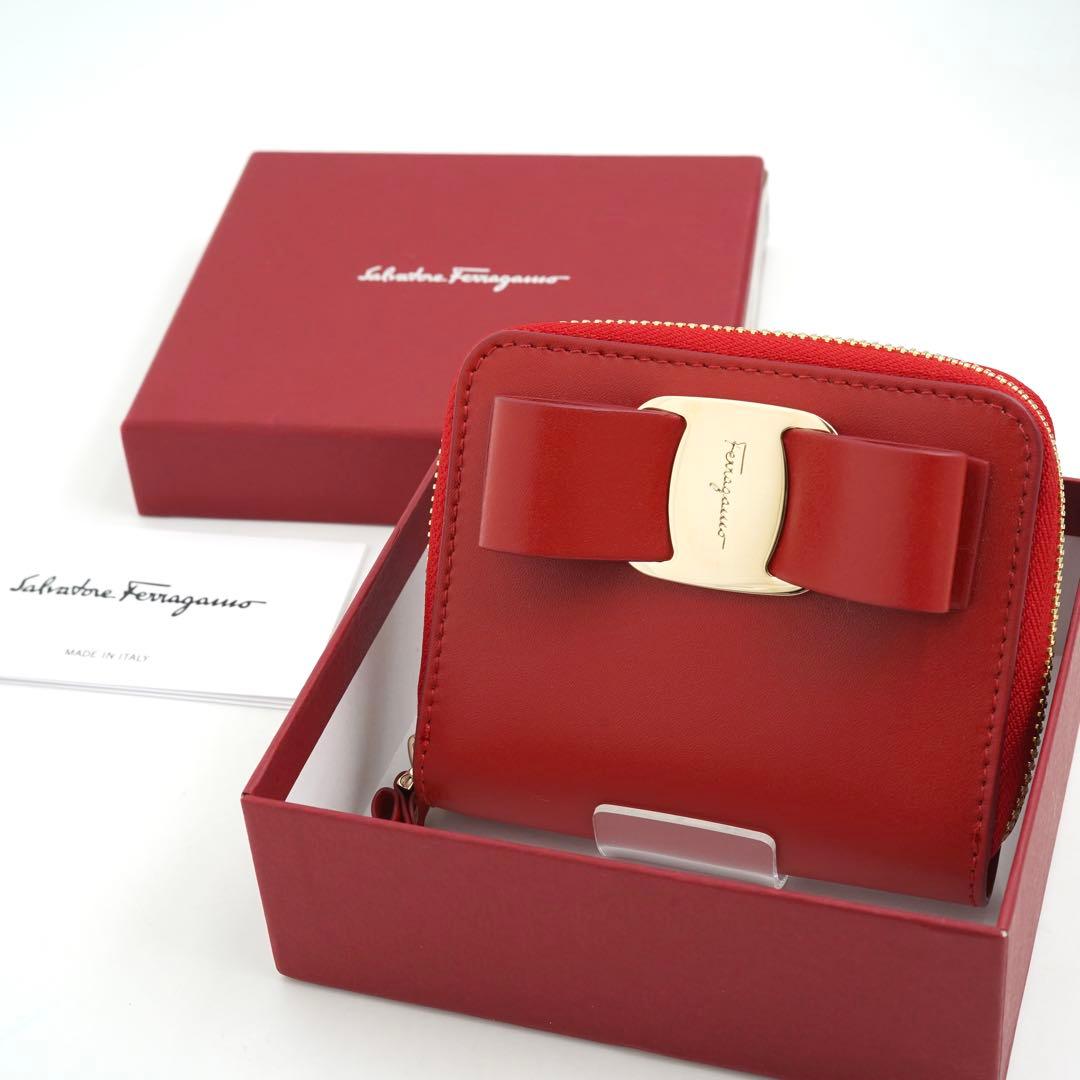 ✨新品未使用・箱付き✨　Ferragamo ミニ財布　ヴァラリボン　バイカラー