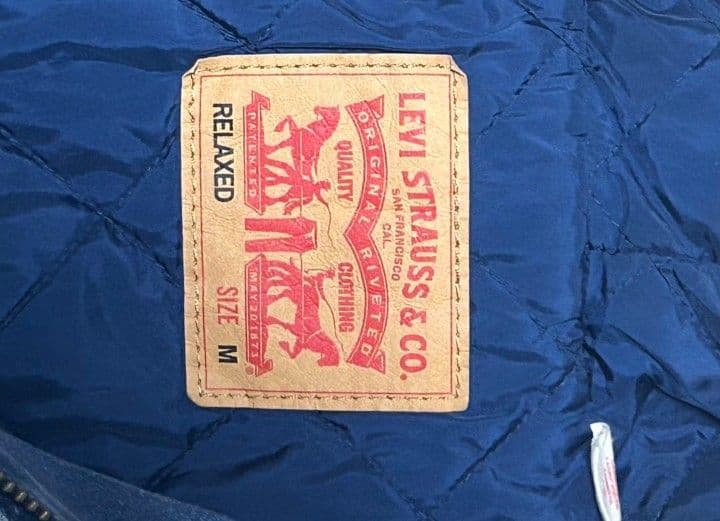 Levi’s デニムアクティブジャケット
