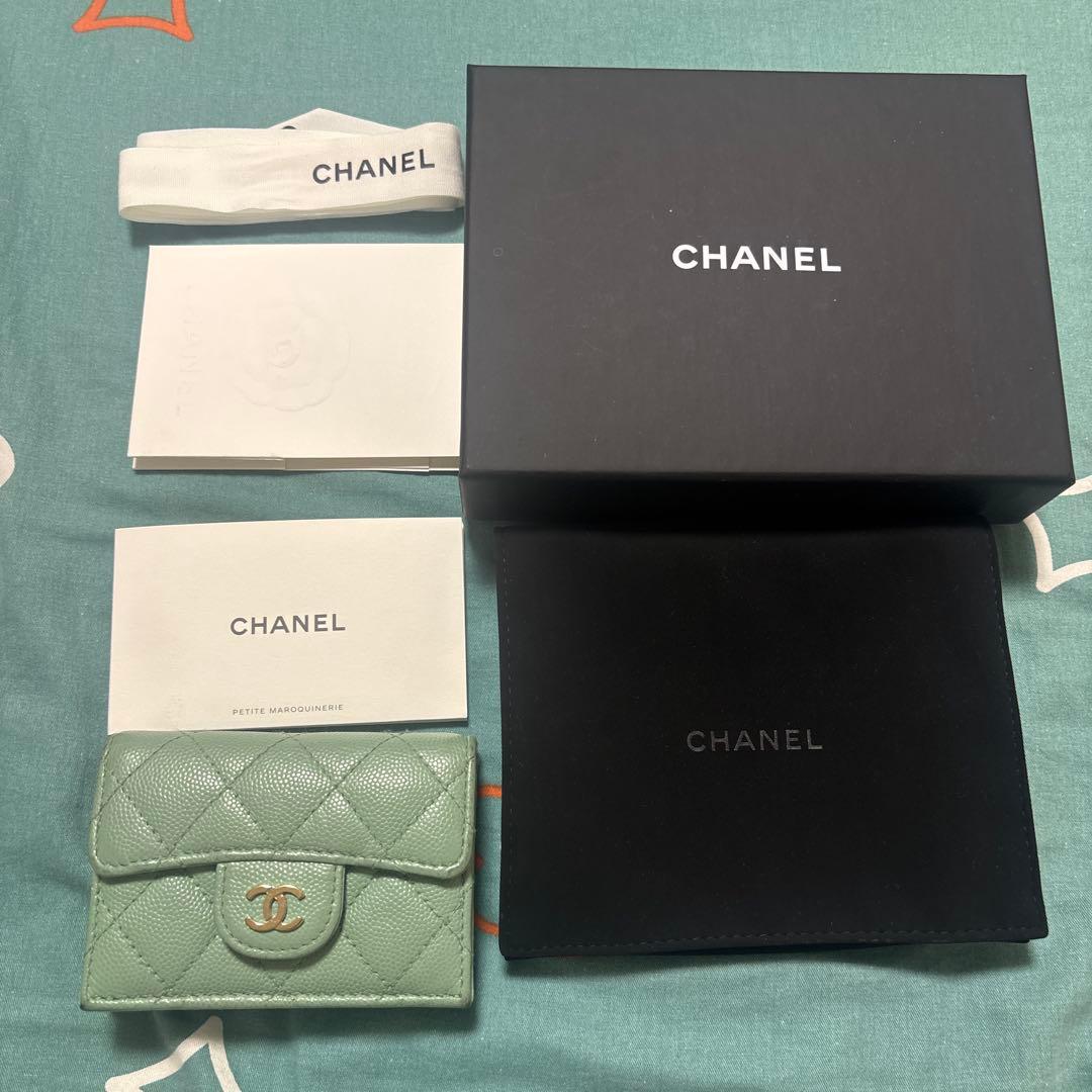 シャネル　CHANEL ミントグリーン 三つ折り財布