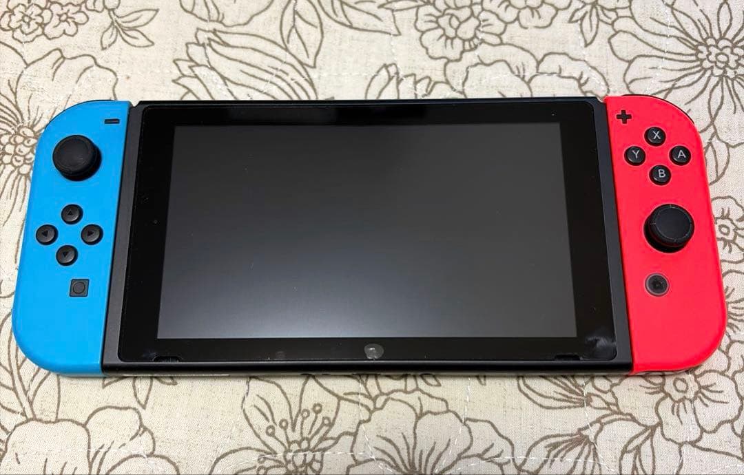 Nintendo Switch 中古、美品 おまけのSDカード付き