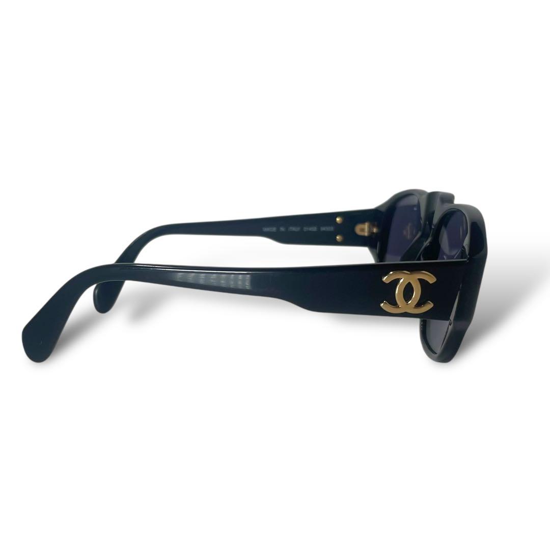 CHANEL サングラス ココマーク ブラック ゴールド レンズブルー系