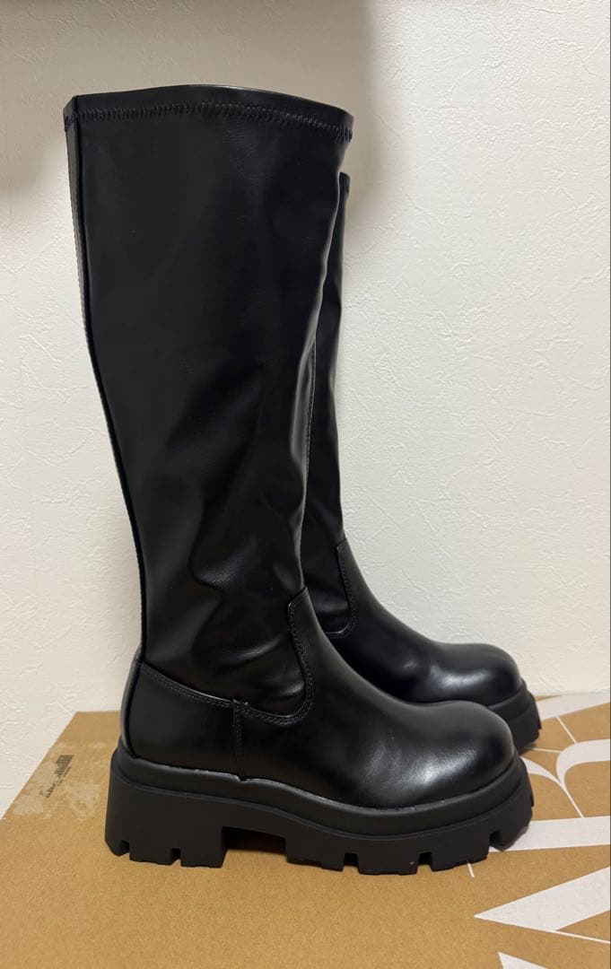 未使用ZARA プラットフォームニーハイブーツ