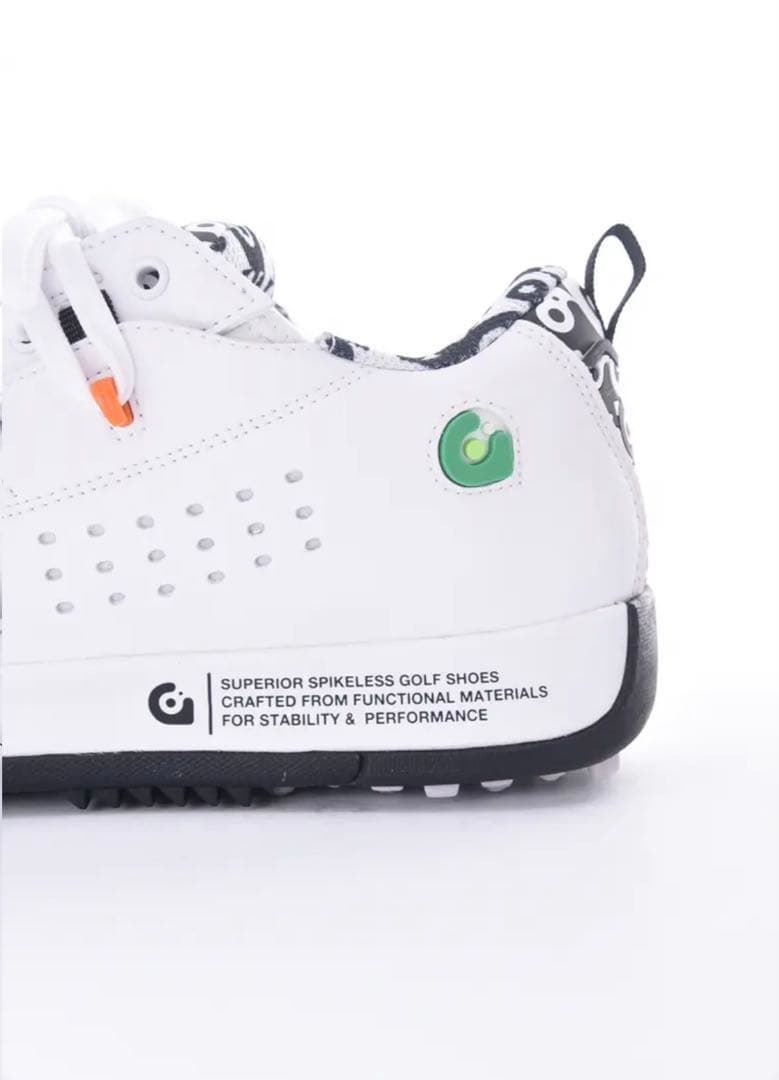まりちゃん様　新品未使用　gravis golf ゴルフシューズ ホワイト
