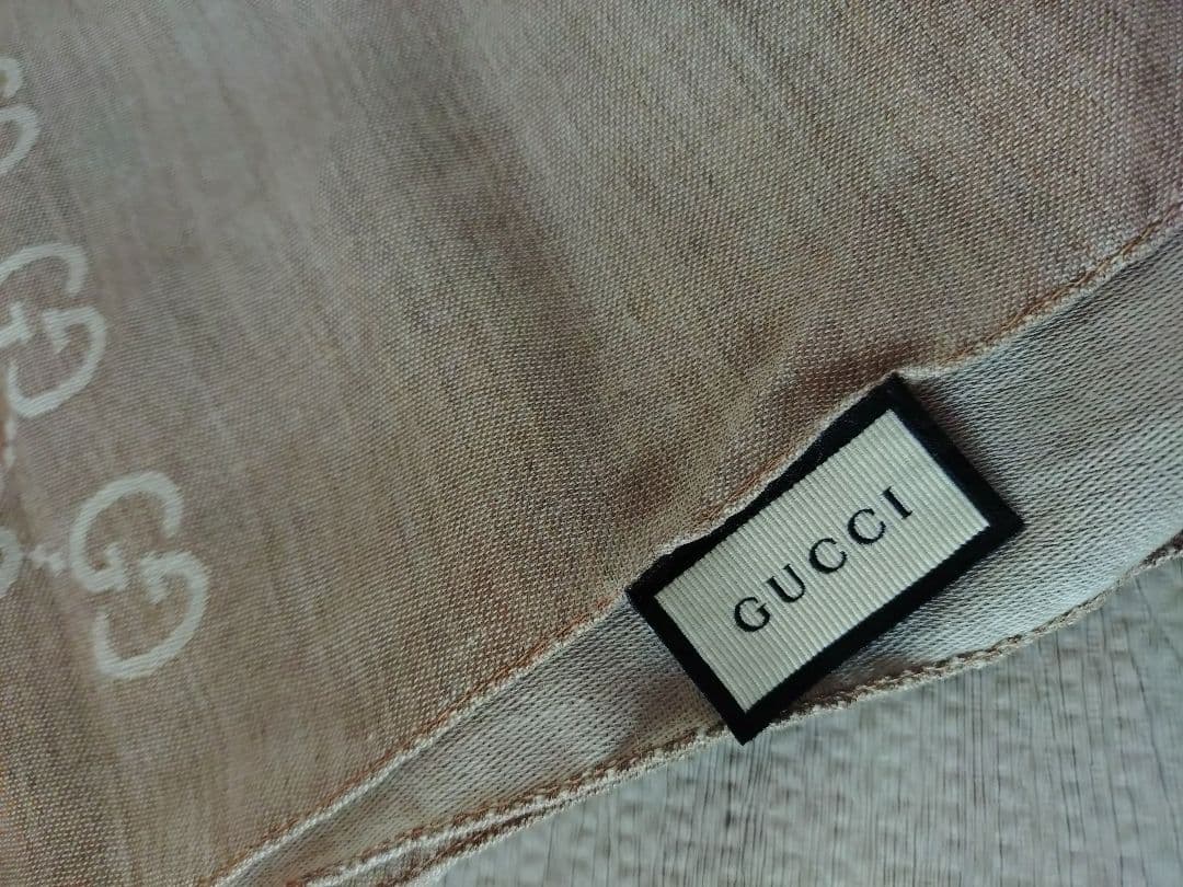 【美品】グッチ GUCCI ストール GG柄 ショール 薄手 ベージュ