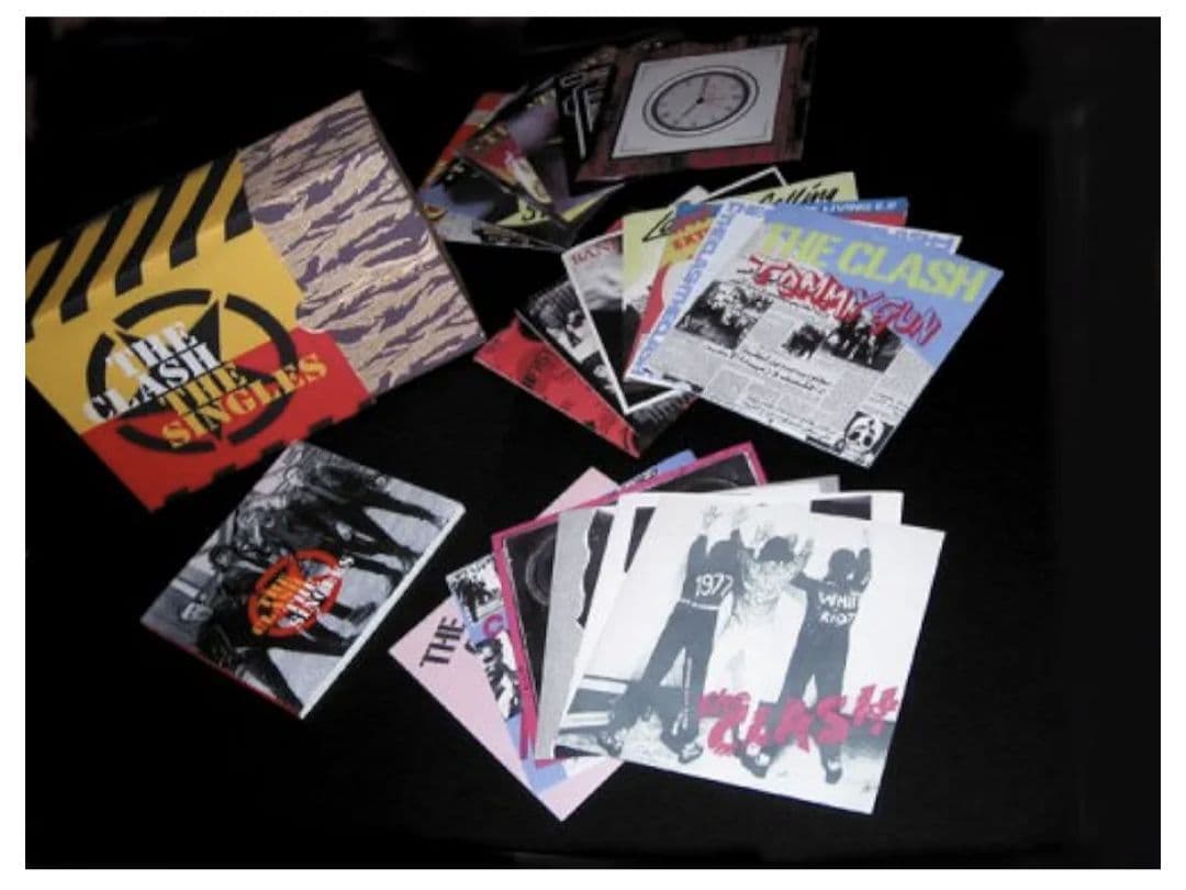 THE CLASH / SINGLES '77-'85 (7\"×19 EP)
