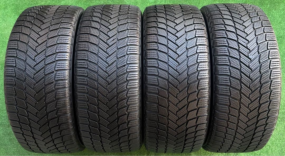 MICHELIN スタッドレス 245/45R18 22年23週目9~9.5分山
