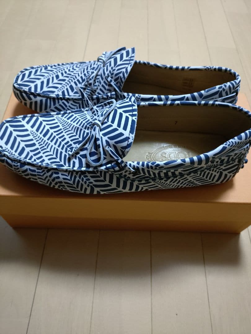 【新品未使用】TOD'S モカシン ゴンミーニ ドライビングシューズ